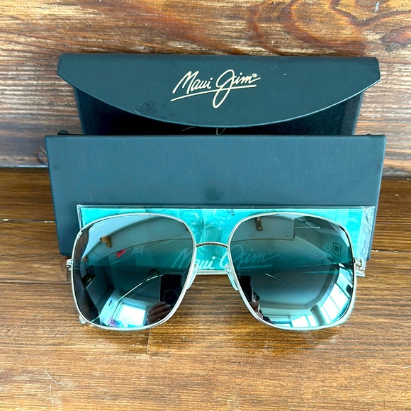 Maui Jim Accessories - Maui Jim Triton Ladies Polarized Sunglasses